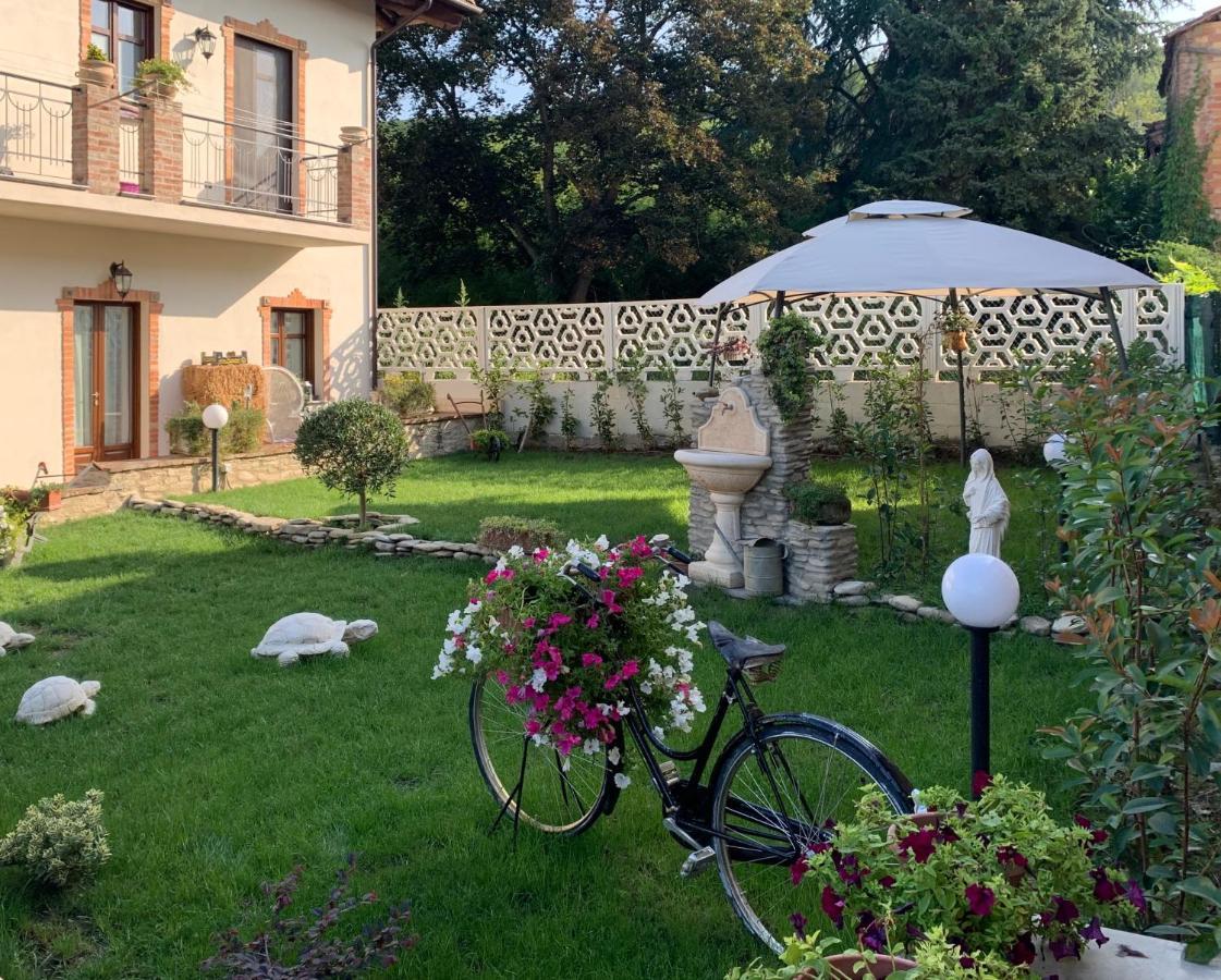 Ca Reginella B&B Diano dʼAlba Екстериор снимка