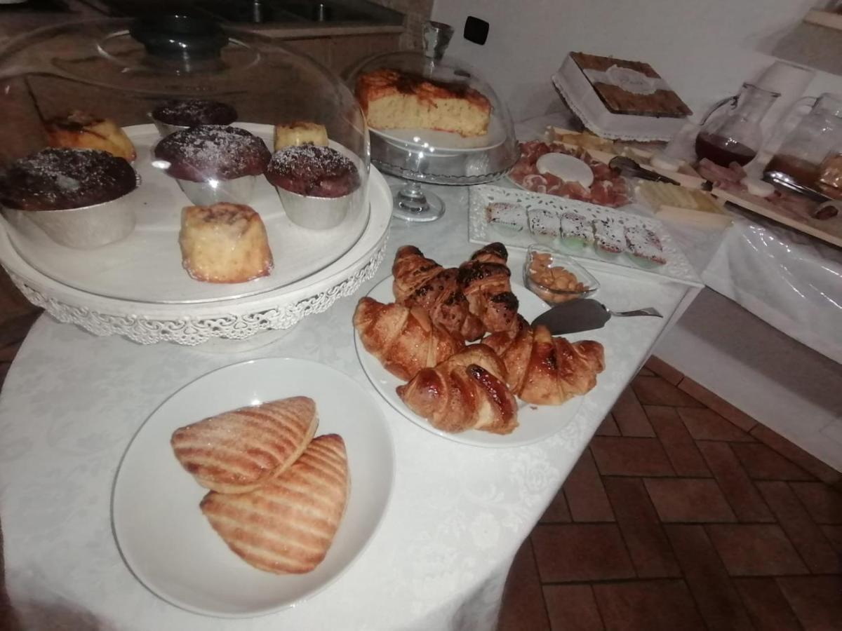 Ca Reginella B&B Diano dʼAlba Екстериор снимка